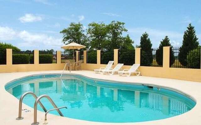 Quality Inn Mullins - Marion