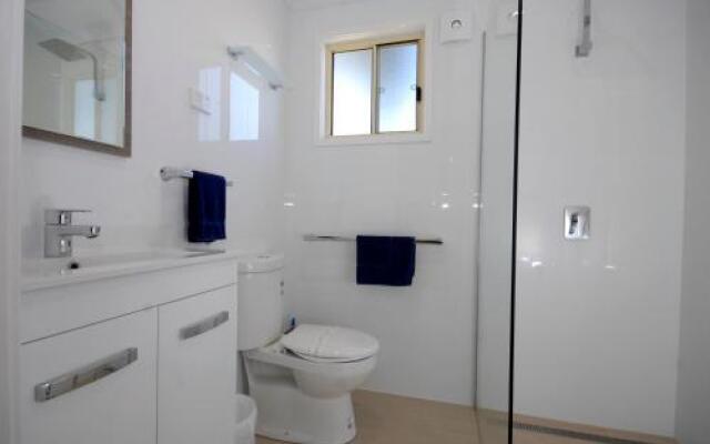 Barrack Point Holidays