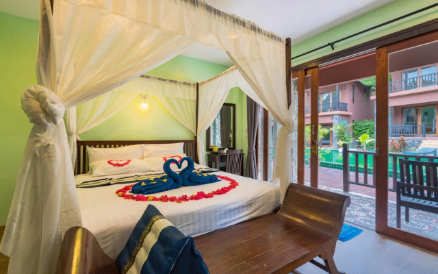 Koh Tao Beach Club