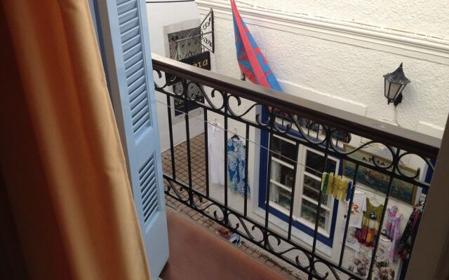 Alexandris Hotel