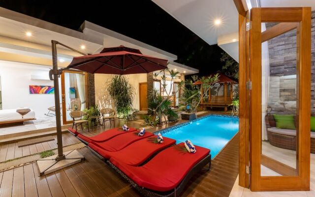 Maneh Villa