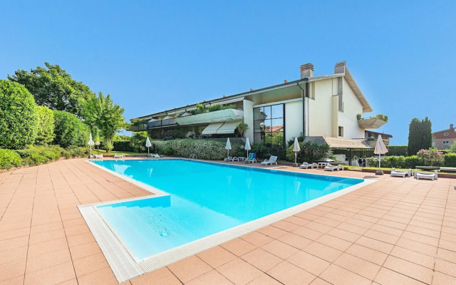 Residence Villa Giulia 5-03 with pool