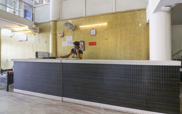 OYO 47457 Hotel Amber Palace