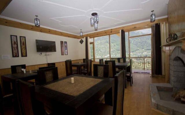 OYO Premium Hampta View
