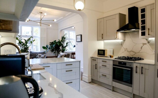 Stunning Maida Vale Apartment