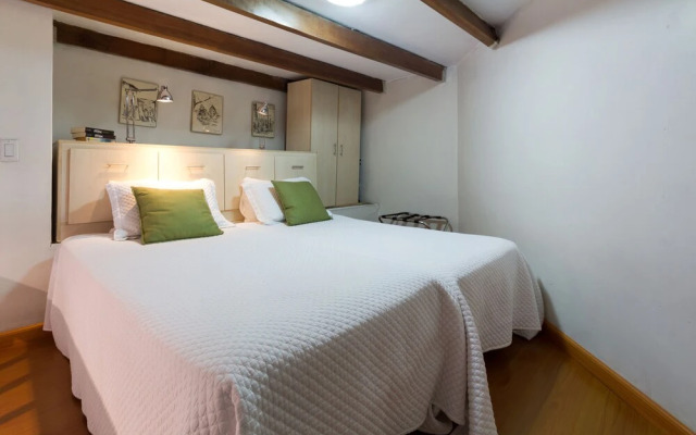 Penthouse Lodge B&B