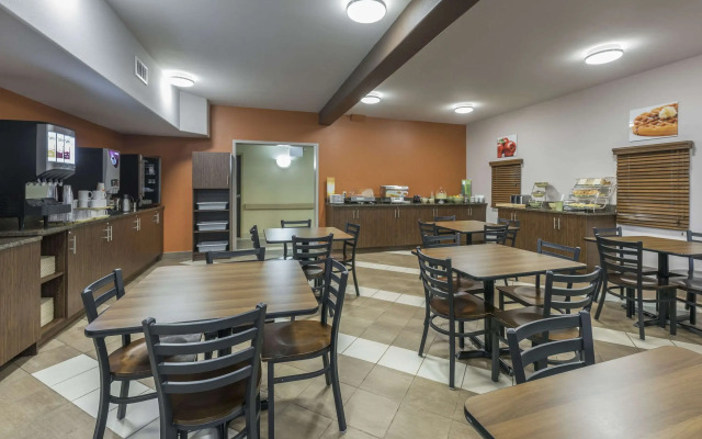 Quality Inn Airport