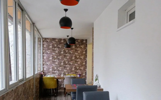 Konuk Hotel