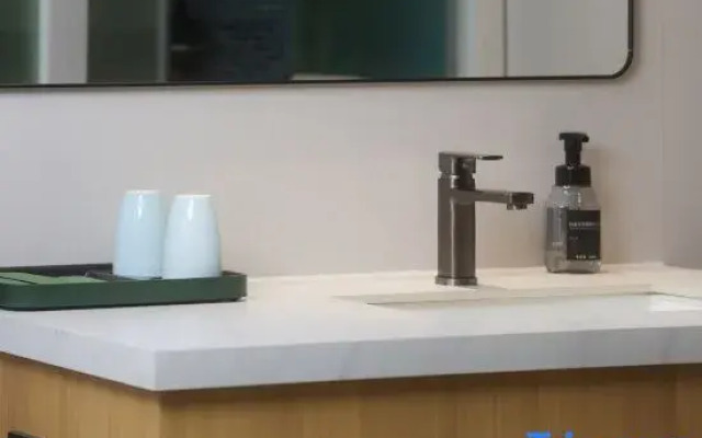 Rainbow Esports Hotel