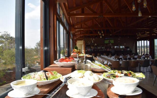 Mythos Boutique Hotel