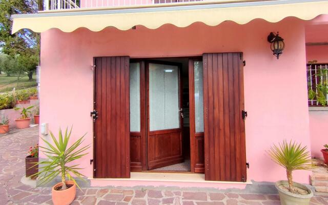 Cosy apartment in Pesaro with shared pool