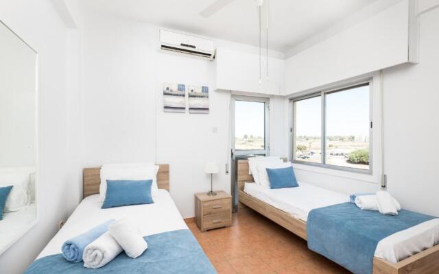 Apollon Beachfront Apartment 302