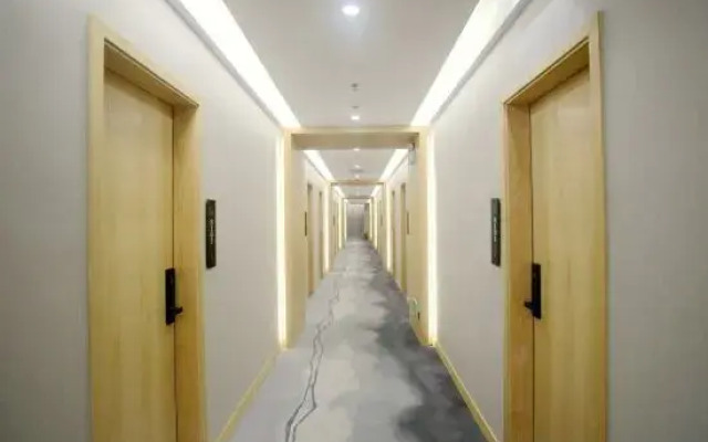 Huayulou International Hotel