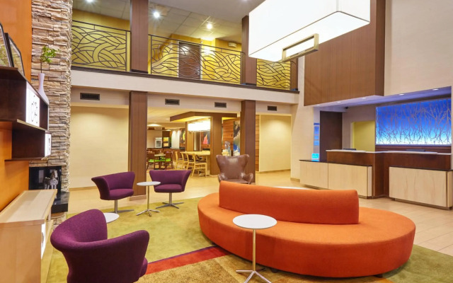 Fairfield Inn & Suites by Marriott Lombard