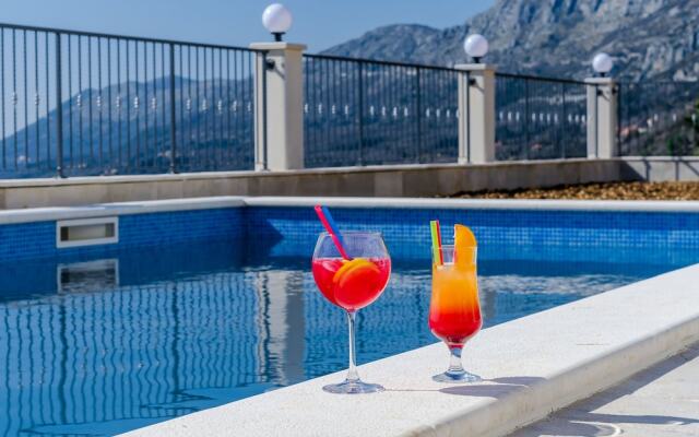 Villa Dragic