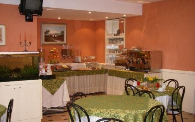 Hotel Genova