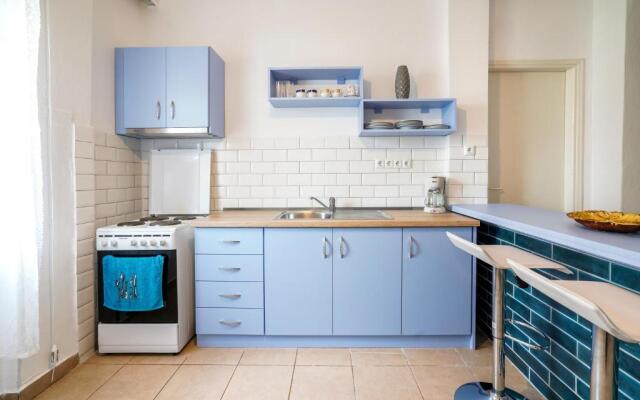 Apartment Dimitra Nea Karvali