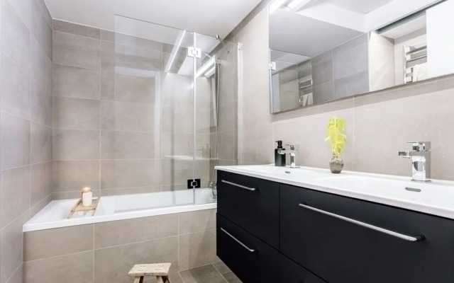 Kuma - 2 Bedrooms in Salamanca