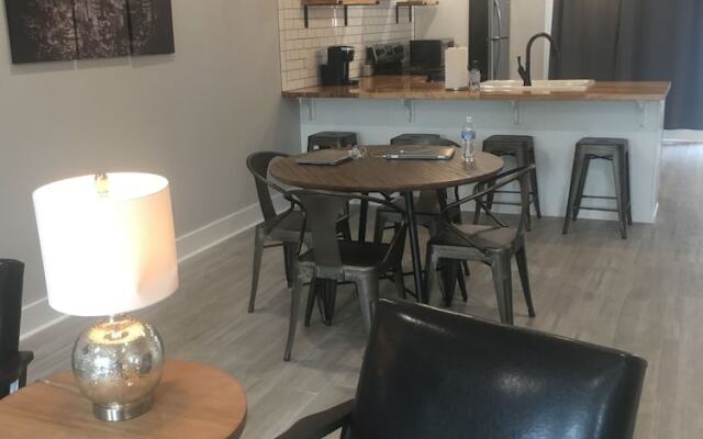 The Hotel at Huntington Square