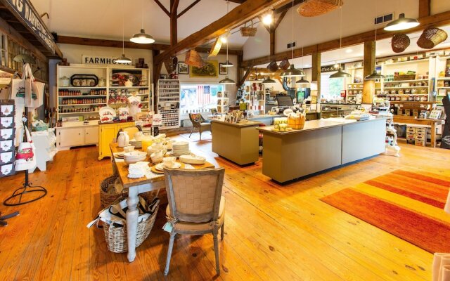 Emerson Resort & Spa