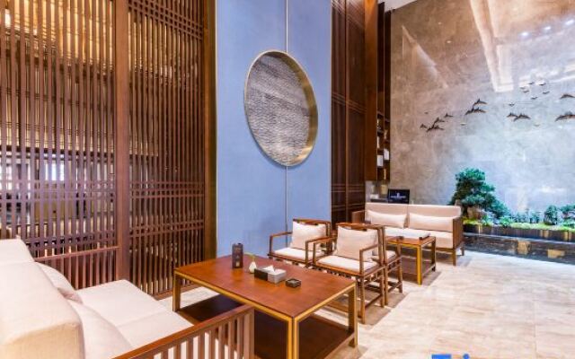 Rezen Dong Hotel (Changchun International Convention and Exhibition Center)
