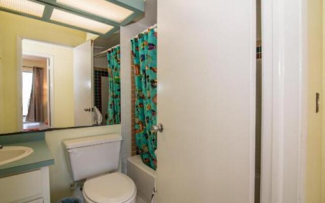 Joyce's Beachfront Suite 3