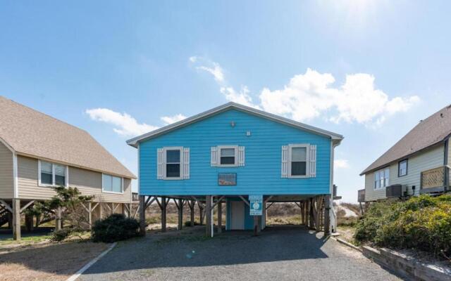 Mead Us At The Pier by Oak Island Accommodations