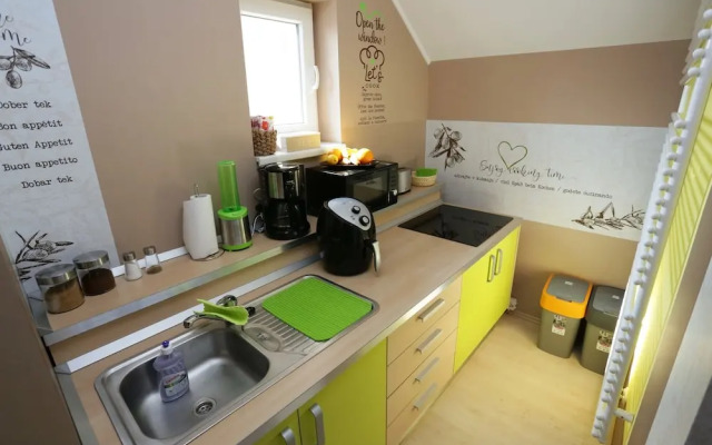Lux Living Apartment Budic