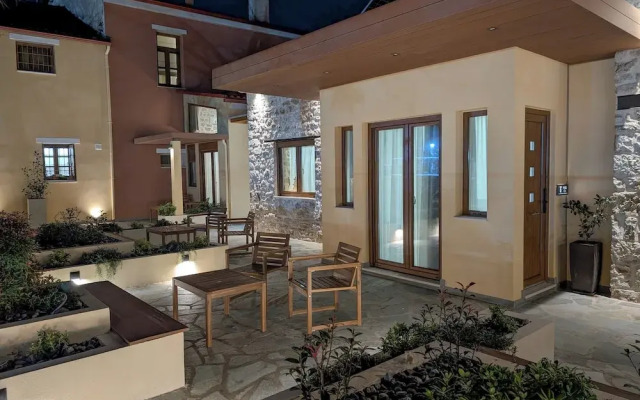 1929 Boutique Residences