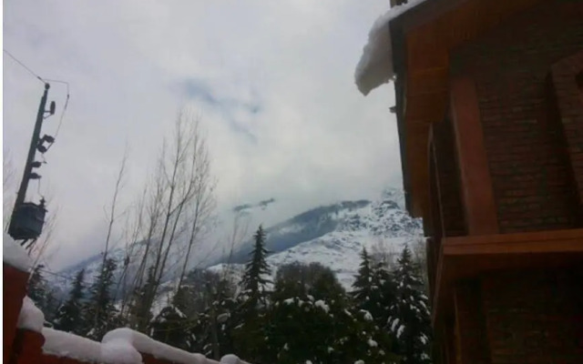 Hillscape Inn