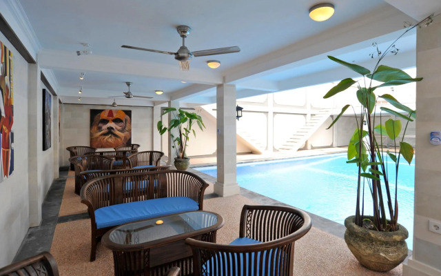 Aquarius Beach Hotel