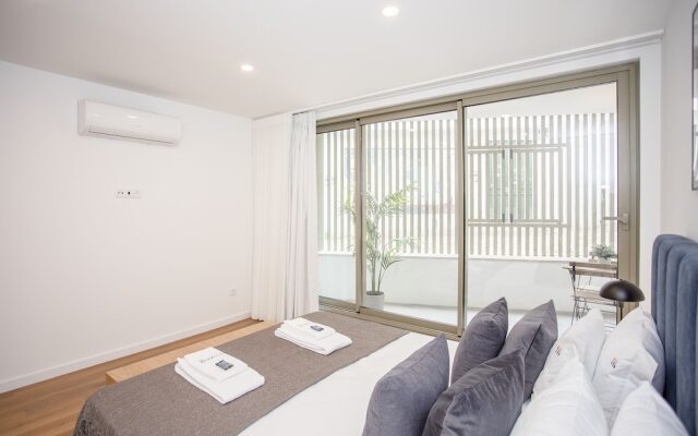 NAX Apartment A by Liiiving