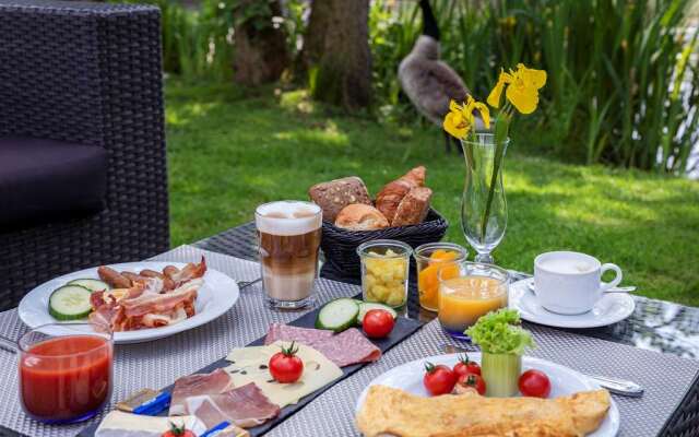 B&B HOTEL Krefeld-Süd