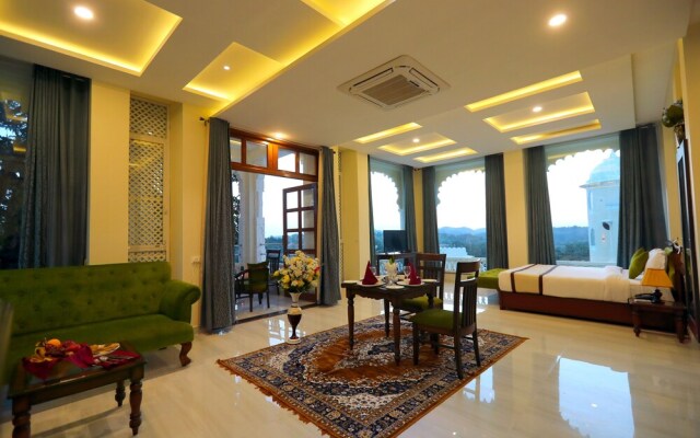 The Everest Hill Resort