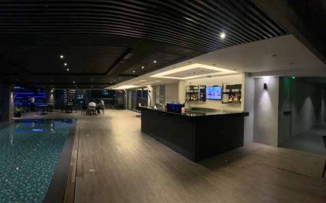 Sequoia Hotel Manila Bay