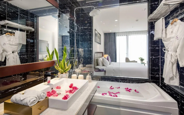 Aria Grand Hotel  Apartments