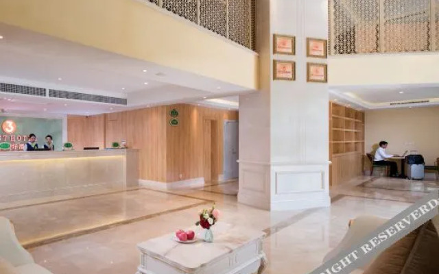 Vienna 3 Best Hotel(Guiyang Huaxi Univercity Castle Branch)