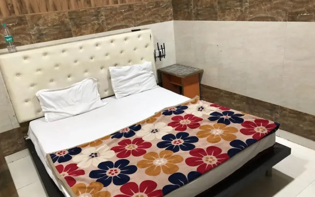 Goroomgo Gaurav Regency Hisar