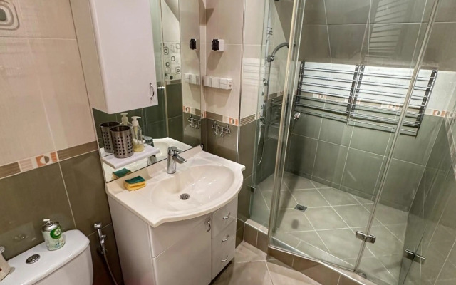 Comfortable Apartment in Comunicative Location