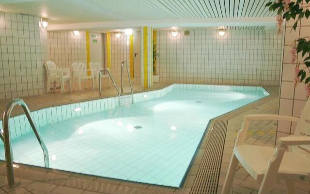 Ferienwohnung-52-mit-Teil-Meerblick-Residenz-Meeresbrandung-Duhnen