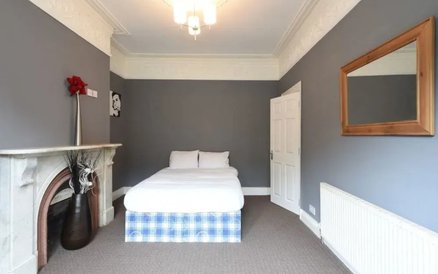 Meanwood Leeds Slp 19