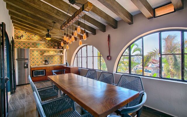 Casa Cielo 3 BR by Casago