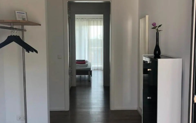 Moderne Wohnung mit Bergsicht