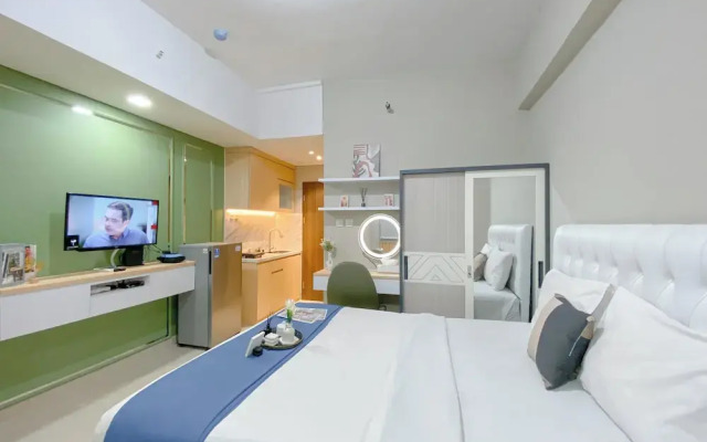 Warm And Simply Studio At Royal Sentul Park Apartment