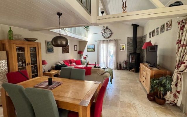 La Rocaille, House for 6 With Swimming Pool