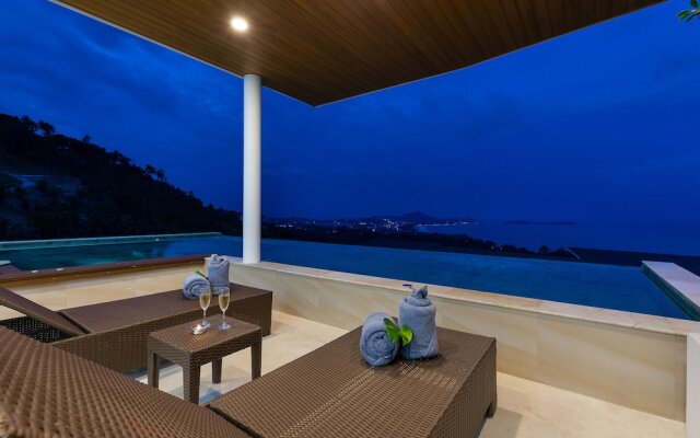 Chaweng Noi Luxury 4BR Blue Dream Villa