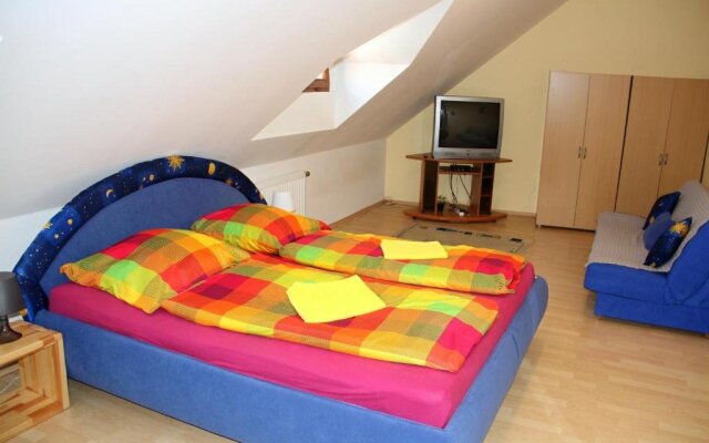 Rooms Novobranská - Orlí