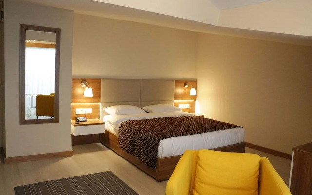 Huseyin Hotel