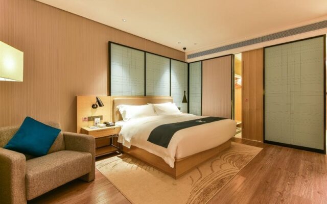 Echarm Hotel (Nanning Jiangnan Wanda Plaza Baisha Avenue)