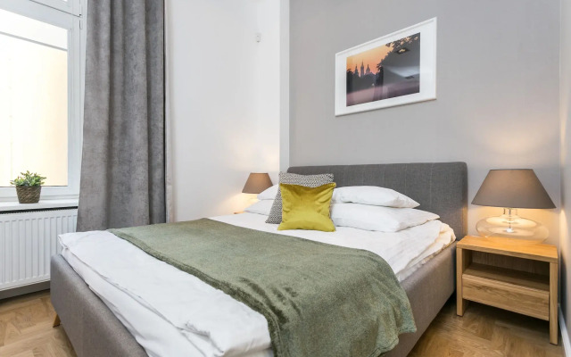 Venetian House Market Square Aparthotel